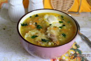 Кислые щи с перловкой