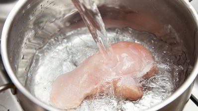 классические щи из молодого щавеля