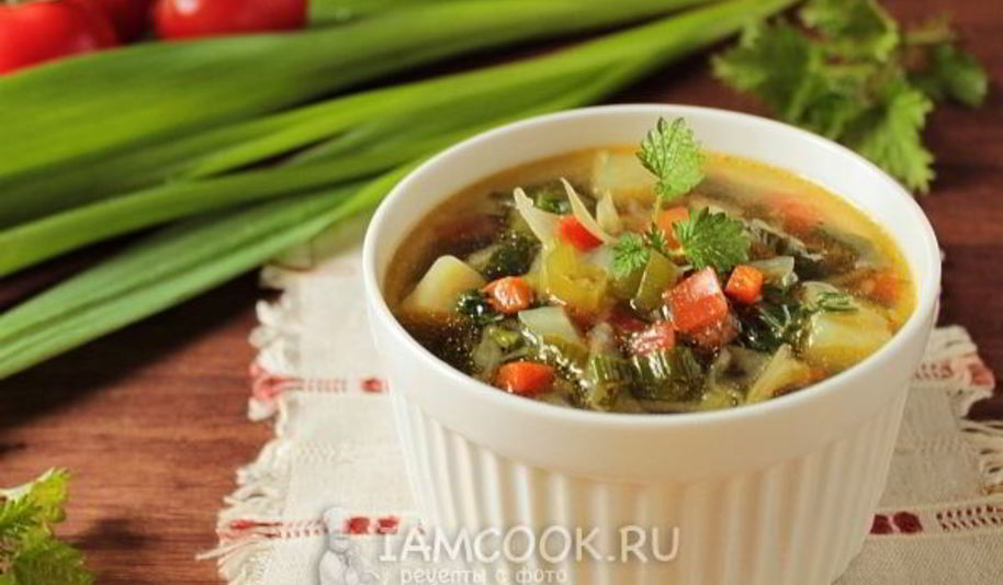 Рецепт постных зеленых щей с крапивой и китайским чесноком