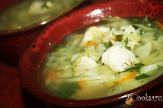 Простые щи со свининой и свежей капустой