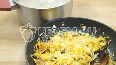 щи грибные с перловкой