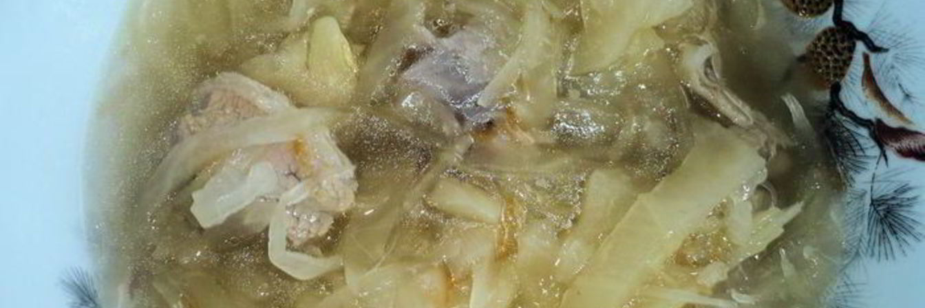 Щи из квашенной капусты в мультиварке