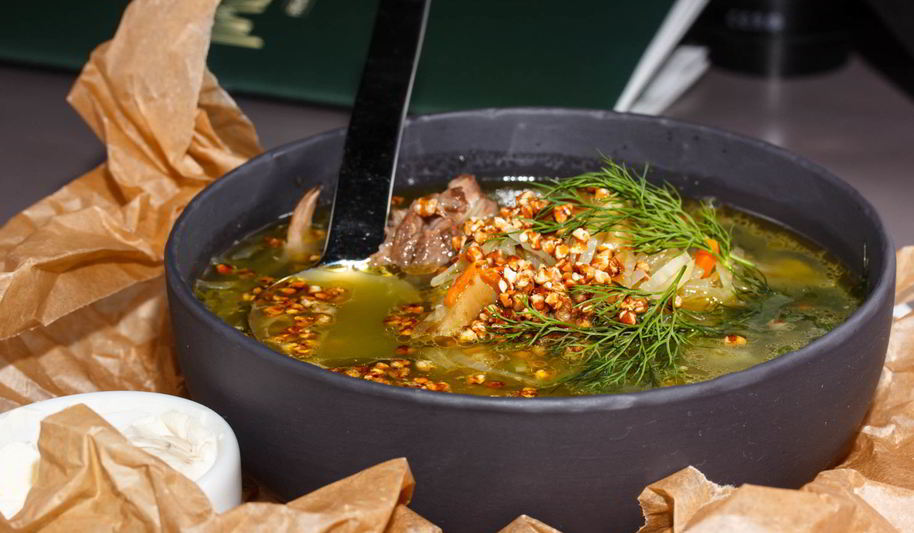 Рецепт щей из квашеной капусты с белыми грибами