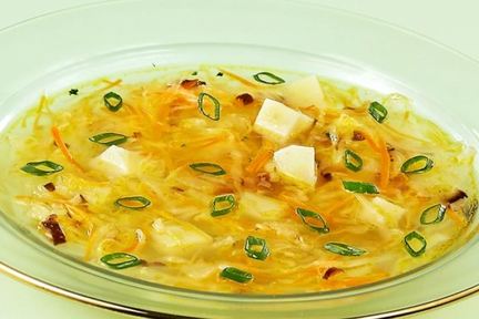 Щи из квашеной капусты с грибами