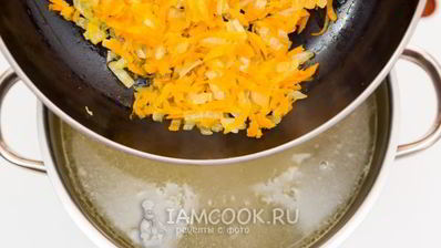 щи из квашеной капусты с курицей