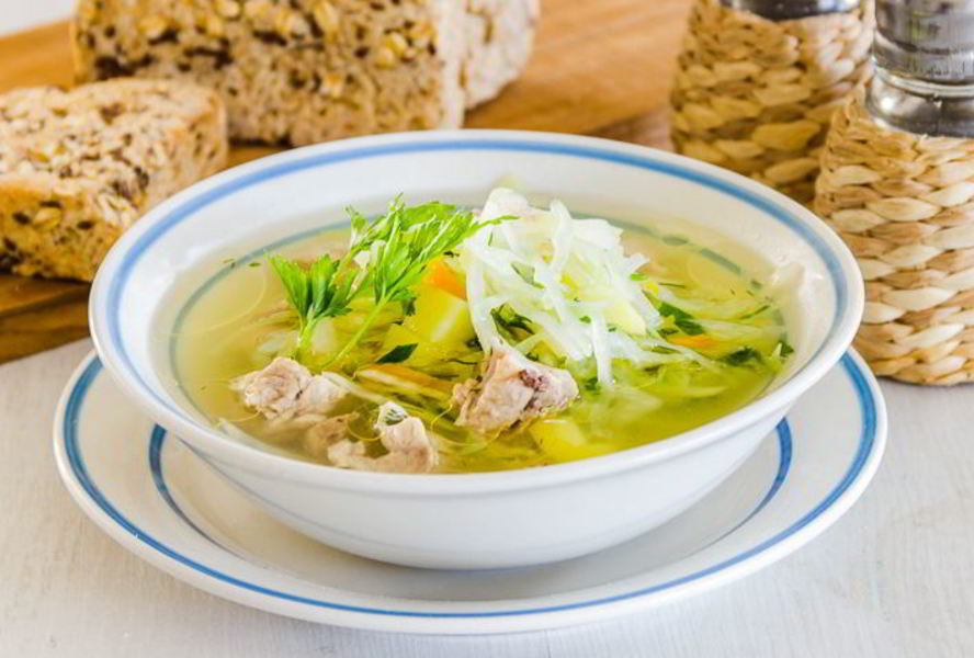 Щи из свежей капусты с говядиной