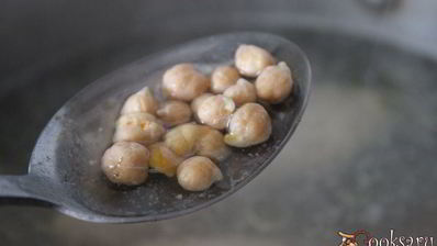 щи из свежей капусты с нутом