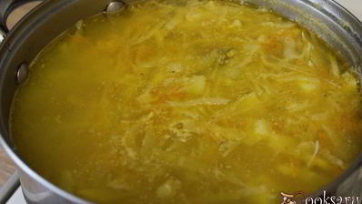 щи из свежей капусты с пшеничной крупой