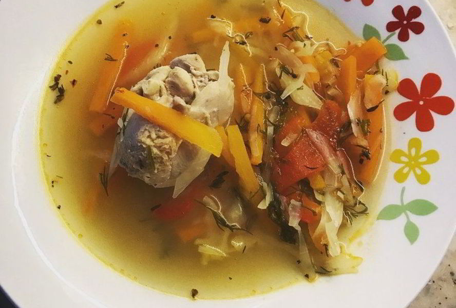 Щи с курицей без картофеля и лука