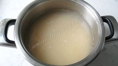 щи с квашеной капустой и грибами