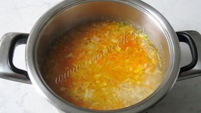 щи с квашеной капустой и грибами