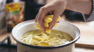 щи с опятами