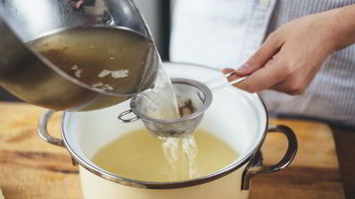 щи с тремя видами капусты