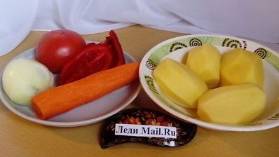 щи со свиными ребрышками