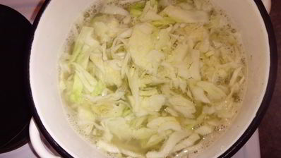 щи со свиными ребрышками