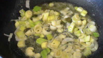 щи весенние с рисом и щавелем