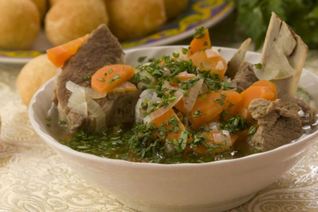 Шурпа из говядины в горшочке