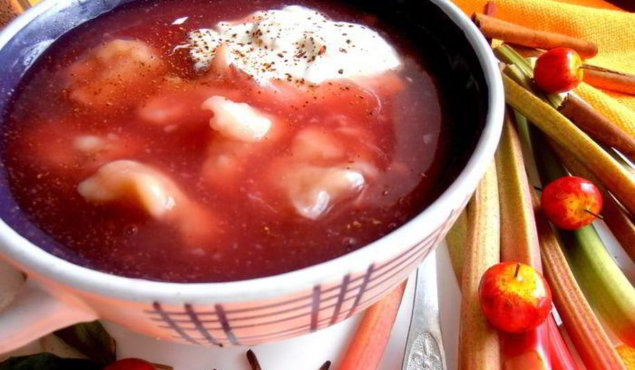 Рецепт сладкого супа из ревеня с клецками