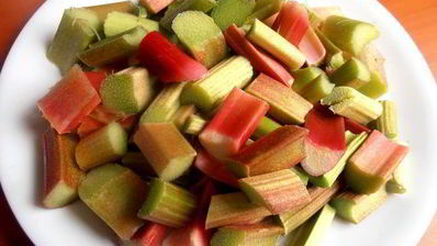 сладкий суп из ревеня с клецками