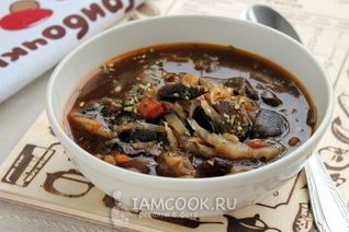 Грибная солянка с капустой