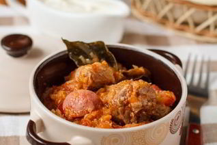 Капустная солянка с мясом