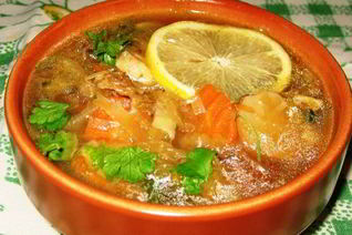 Куриная солянка с белыми грибами