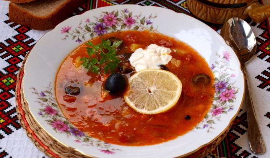 Рецепт мясной солянки с картофелем