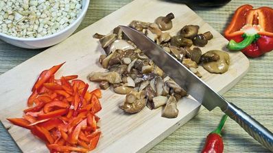 овощная солянка с грибами