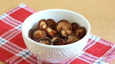 постная солянка с грибами