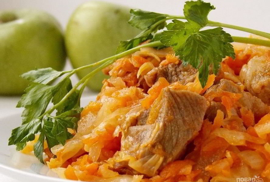 Солянка из капусты с мясом