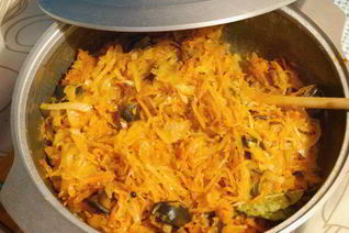 Солянка из квашенной капусты с грибами