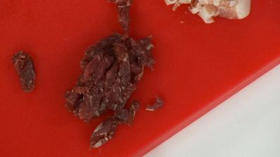 солянка мясная с каперсами