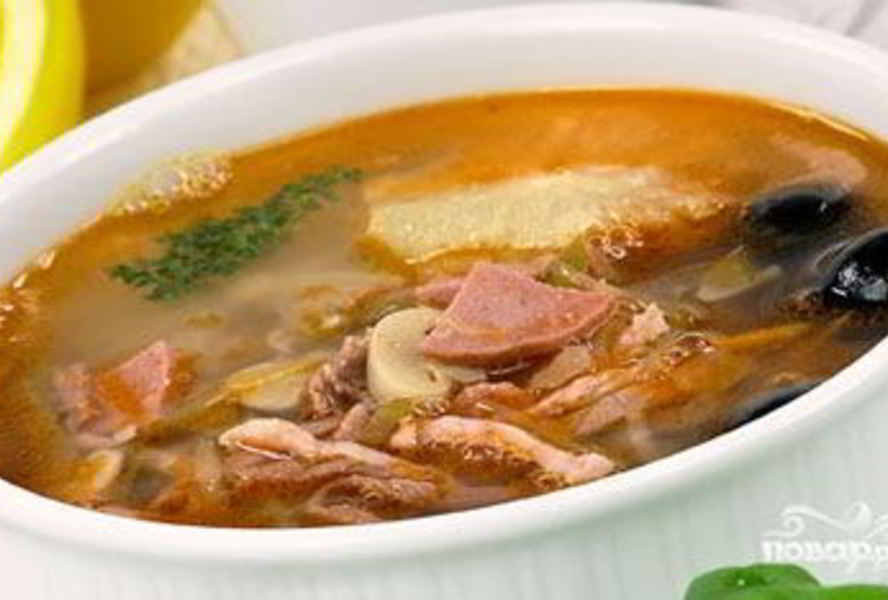 Солянка на ребрышках