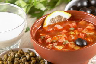 Солянка с картошкой в мультиварке