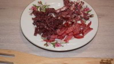 солянка с курицей и колбасой