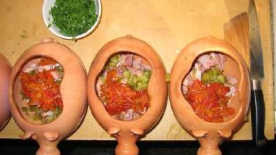 солянка в горшочке