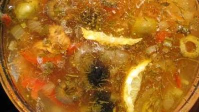 солянка в горшочке