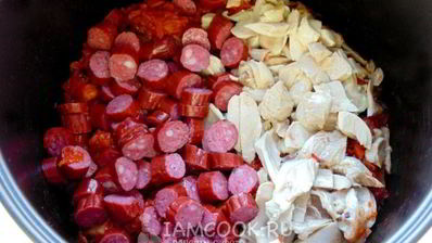 солянка в мультиварке