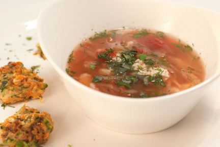 Суп из сельдерея и оладьи из цукини