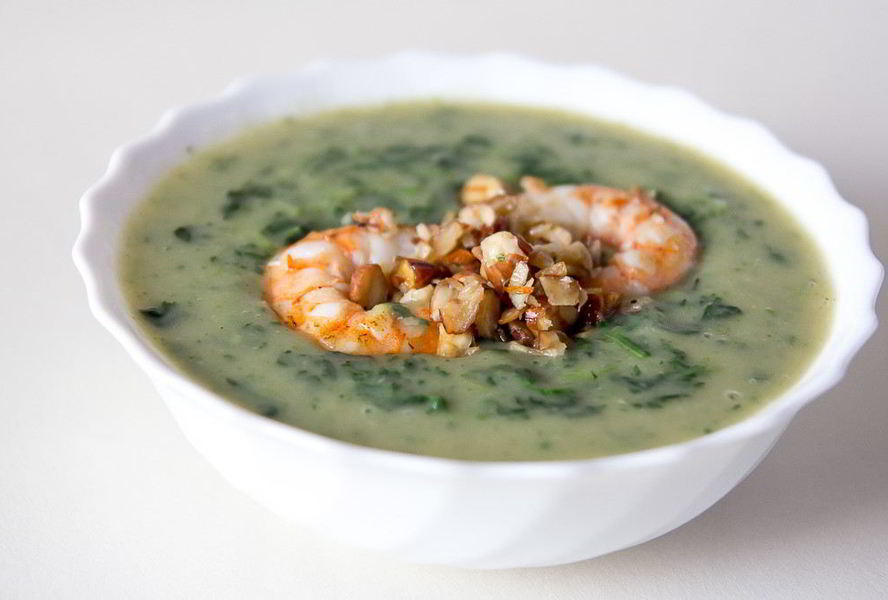 Суп из шпината с креветками