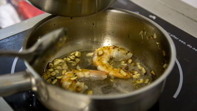 суп из шпината с креветками