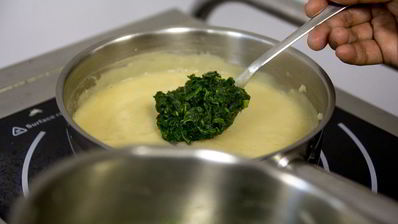 суп из шпината с креветками