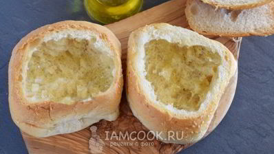 чешский чесночный суп-пюре в хлебе