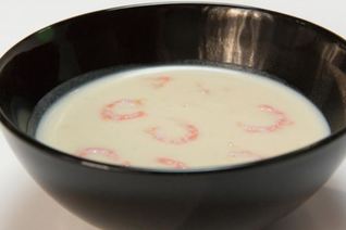 Фасолевый суп-пюре с креветками