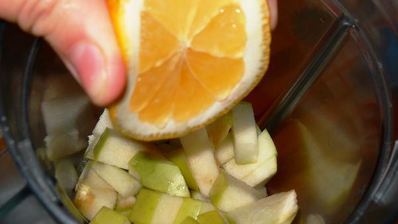 холодный мятный суп-пюре с яблоком и огурцом