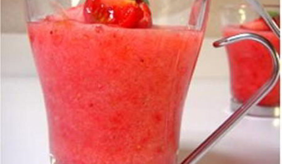 Рецепт клубничного супа-пюре