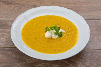 Морковный суп-пюре с кориандром