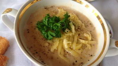 суп-пюре из белой фасоли с баклажанами