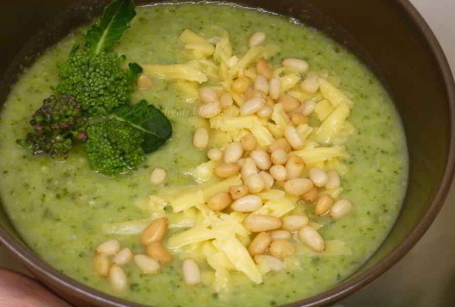 Суп-пюре из брокколи и картофеля