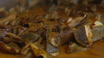 суп-пюре из чечевицы и фасоли с трюфелем